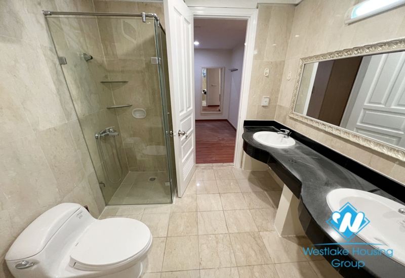 A nice apartment for rent in P building, Ciputra, Tay Ho, Ha Noi
